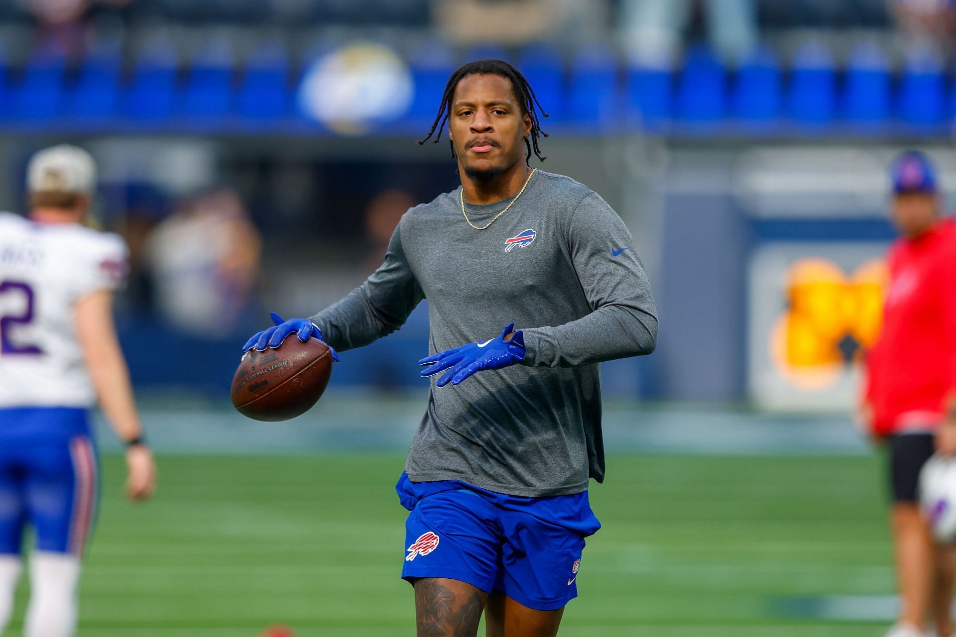 NFL: DEC 08 Bills at Rams - Source: Getty